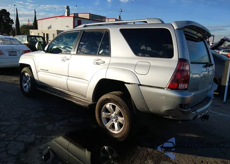 2004 Toyota 4Runner Sr5 Sport V6 z USA, uszkodzony, nr VIN JTEBU14R240041081